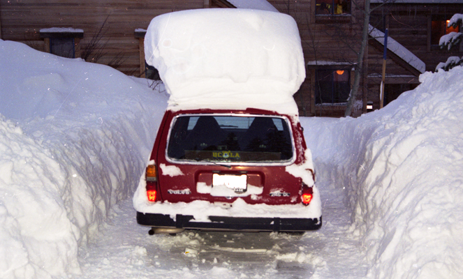 snow-on-car.jpg